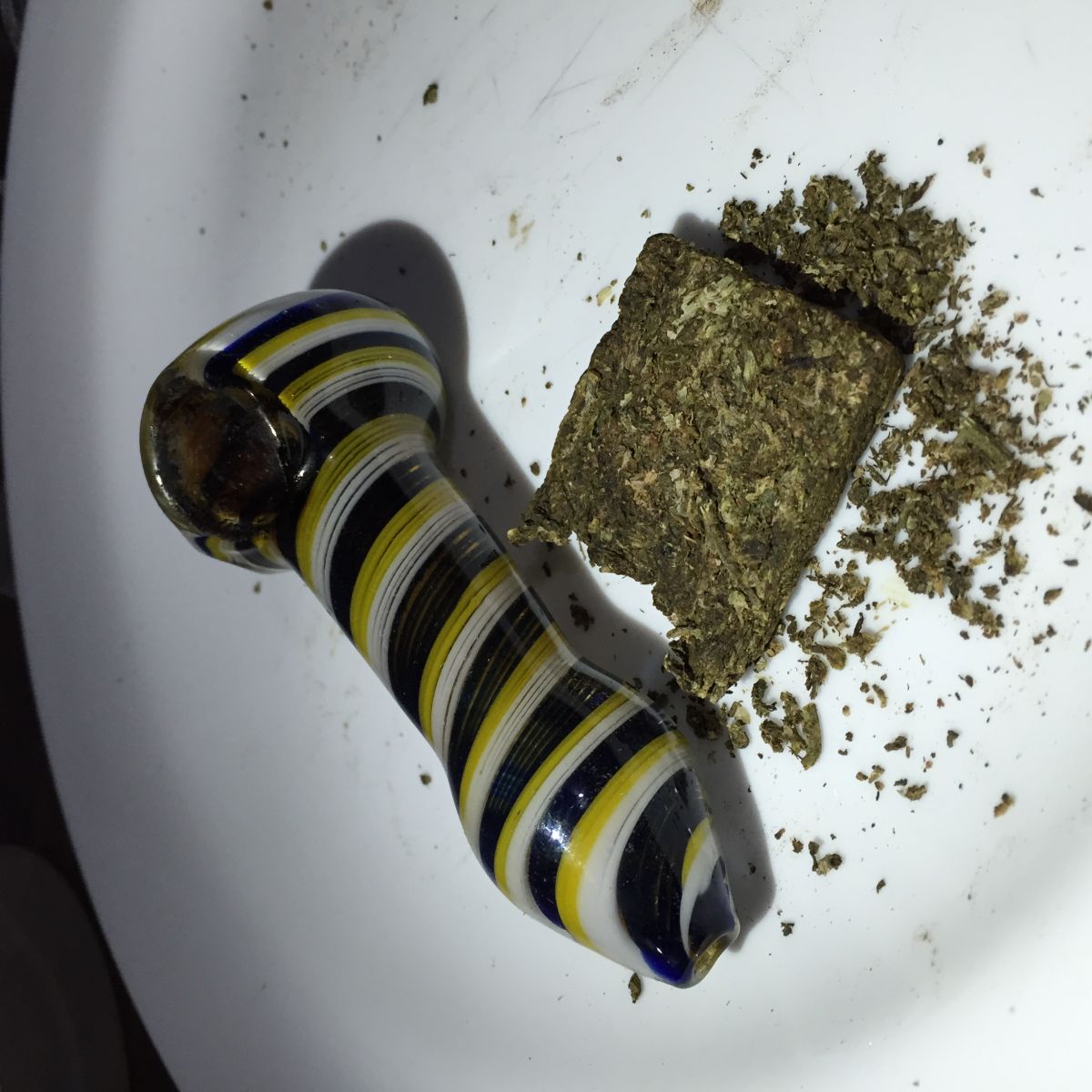 Extração com álcool - maconha prensada