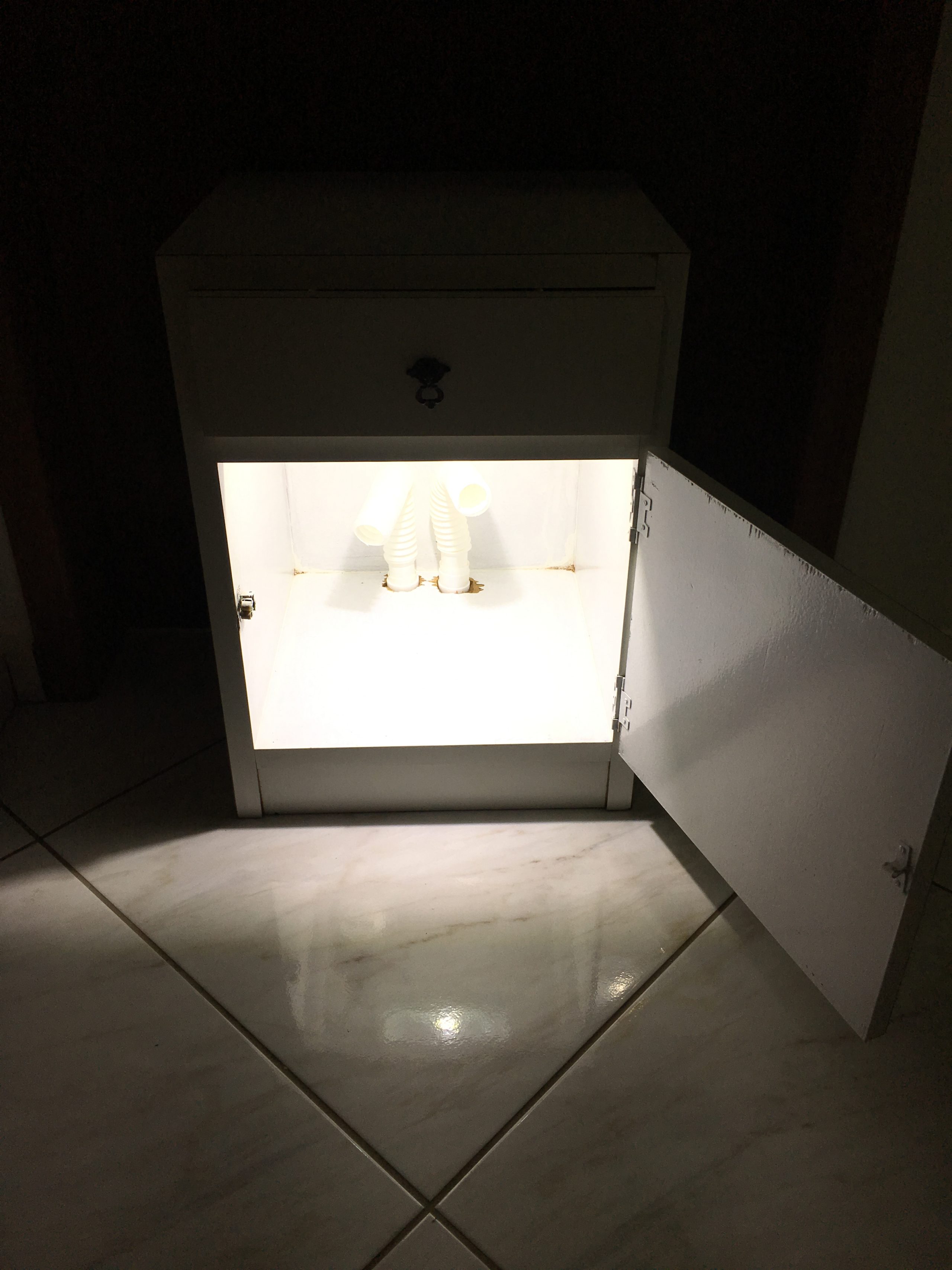 Criado mudo que virou Micro Grow
